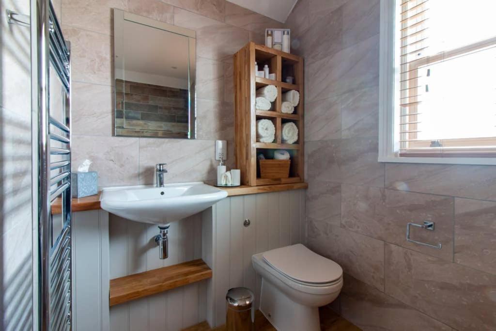 The Warren, Three Beaches House Folkestone Buitenkant foto
